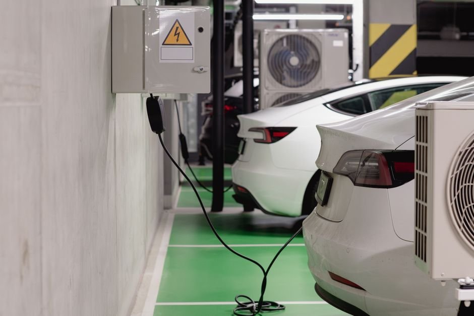 EV charging from a solar-powered home