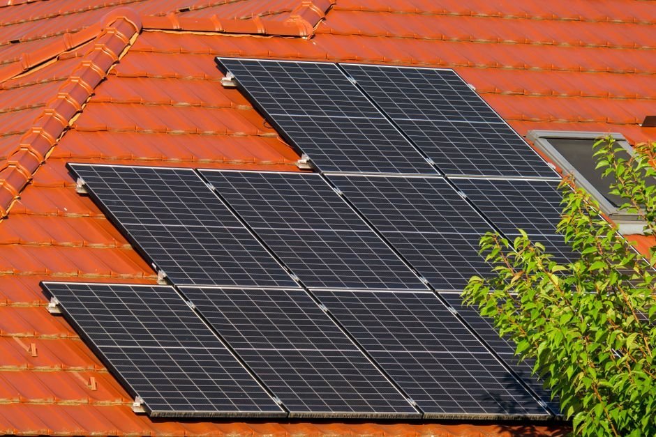 Residential solar install